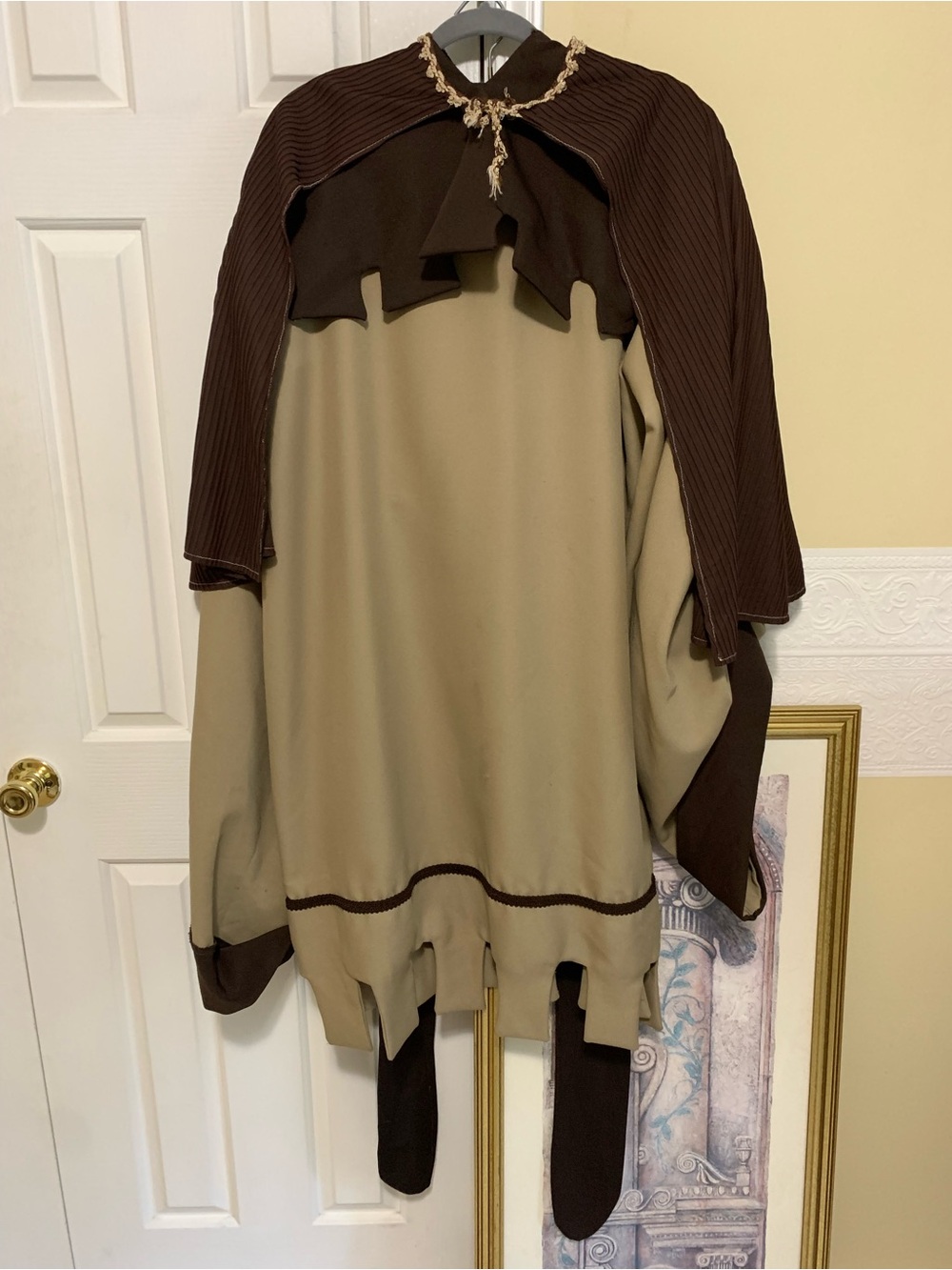 Vintage Cosplay Tunic,  Hooded Cape & Tights Rubies (4) Piece Costume Size Large